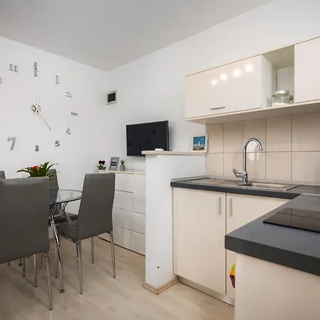 Apartman Charming Rose 1&2 With Pool