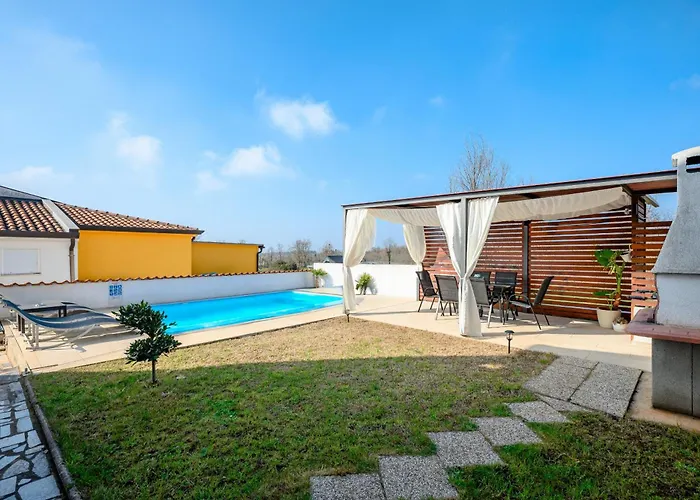 Charming Rose 1&2 With Pool Porec