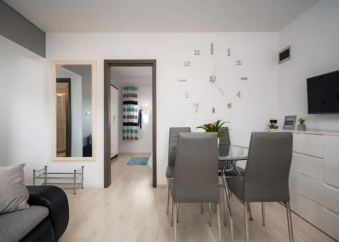 Charming Rose 1&2 With Pool