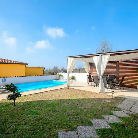 Charming Rose 1&2 With Pool ポレッチ