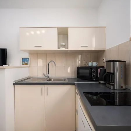 Charming Rose 1&2 With Pool Apartment *