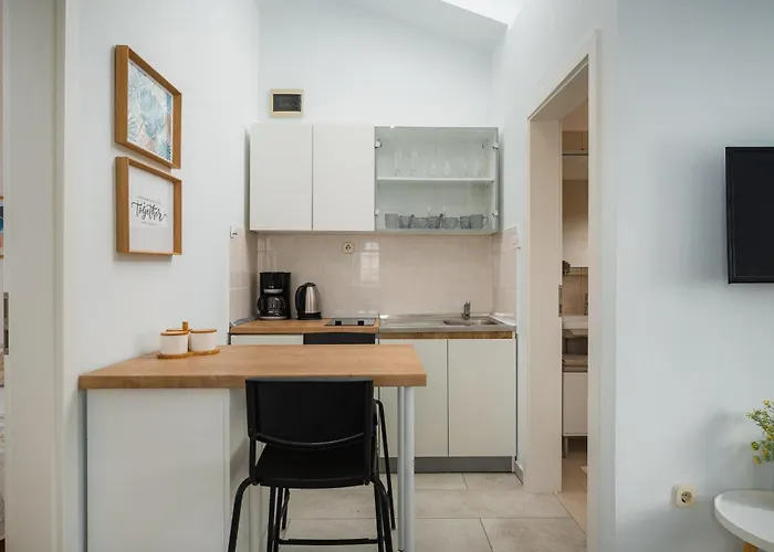 Charming Rose 1&2 With Pool * Poreč