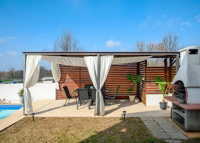 Lejlighed Charming Rose 1&2 With Pool