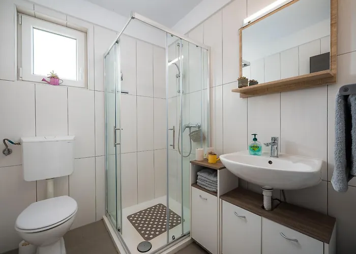 Charming Rose 1&2 With Pool *